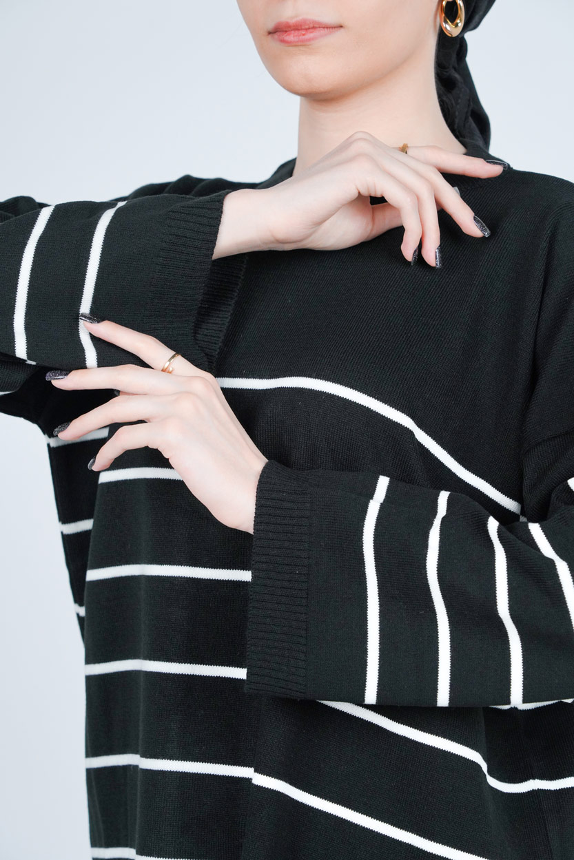 بافت یقه گرد راه راه آستین بلند زنانه