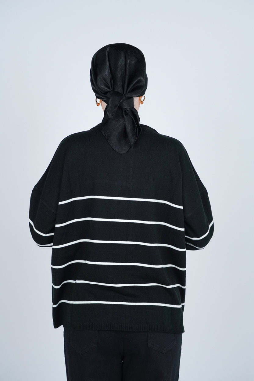 بافت یقه گرد راه راه آستین بلند زنانه