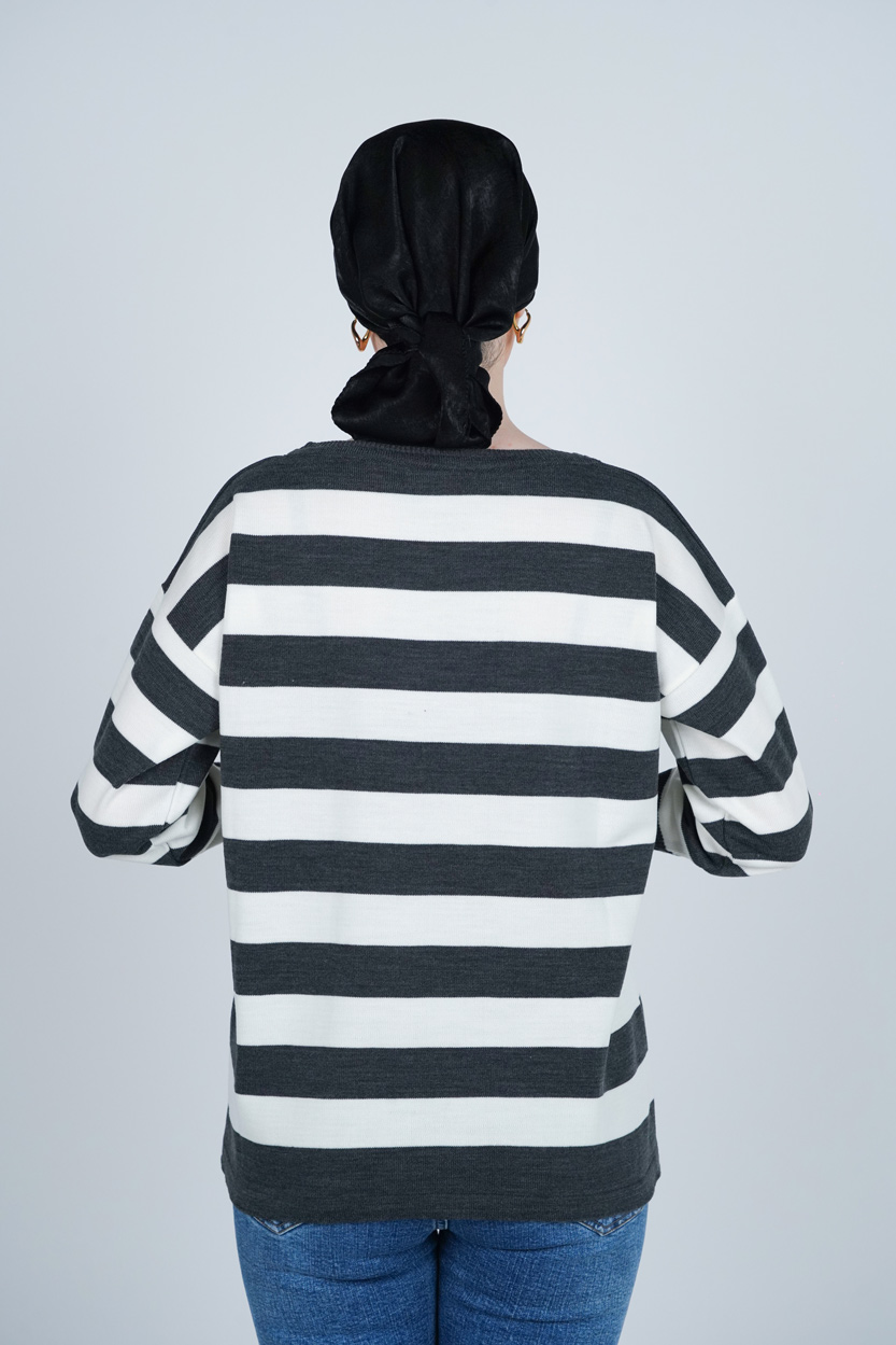 بافت آستین بلند یقه گرد راه راه زنانه 