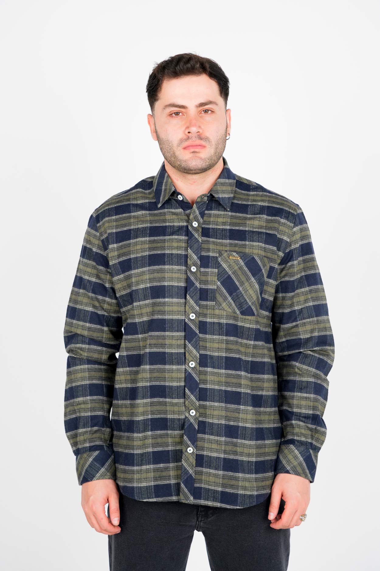 پیراهن آستین بلند پشمی یقه برگردان چهارخانه مردانه 